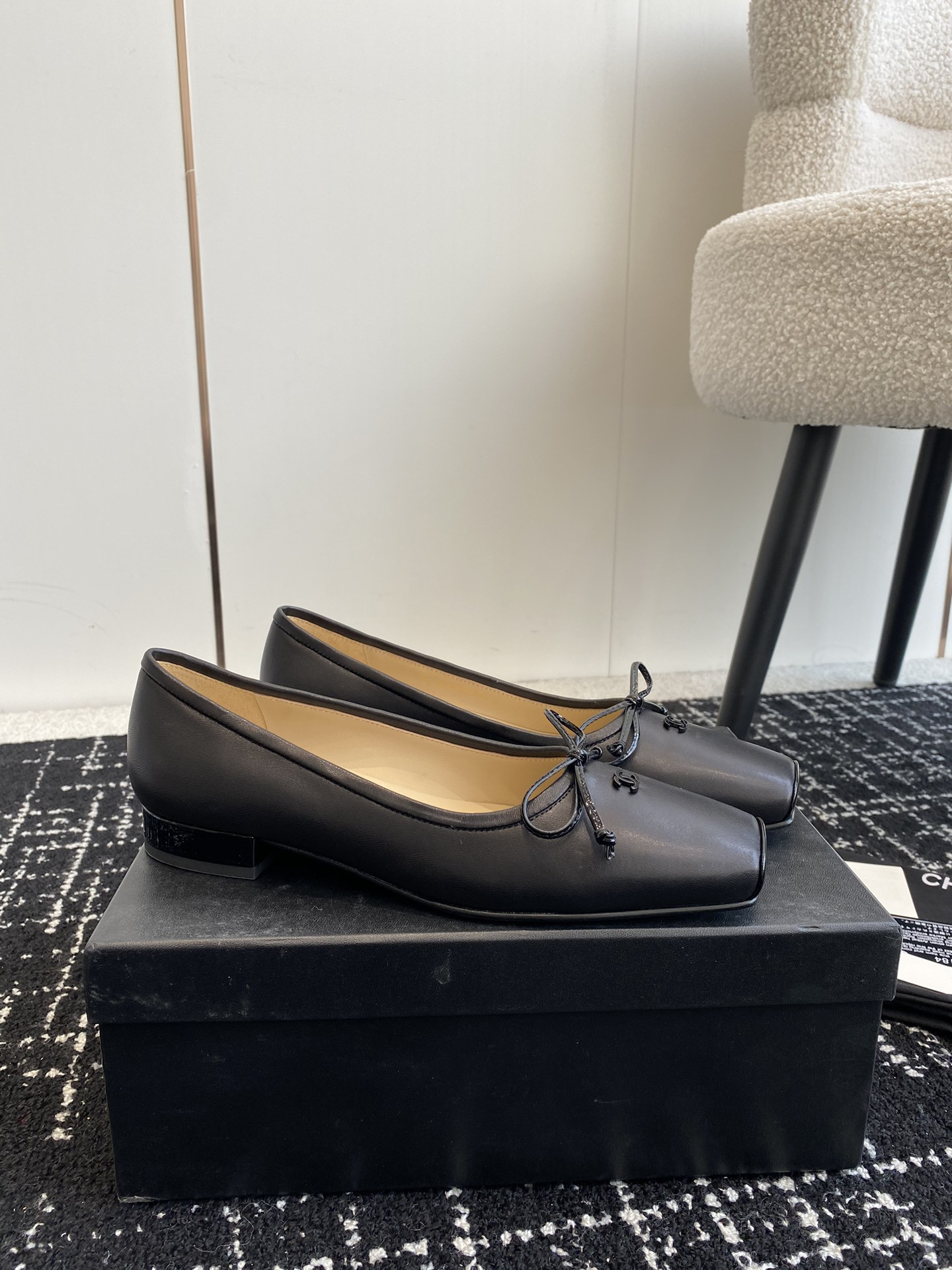 UA Ch*el VINTAGE BALLET FLATS