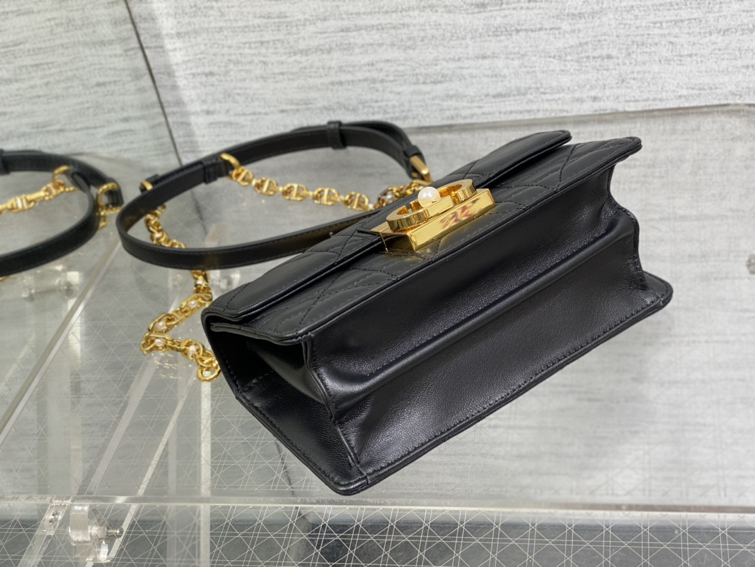 D*0r Small D*0r Ange Bag Black Macrocannage Calfskin 20 x 12 x 5 cm