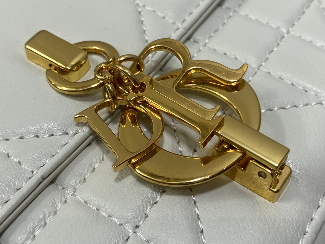 D*0r Mini D*0r Ange Bag Latte Macrocannage Calfskin 20 x 12 x 5 cm