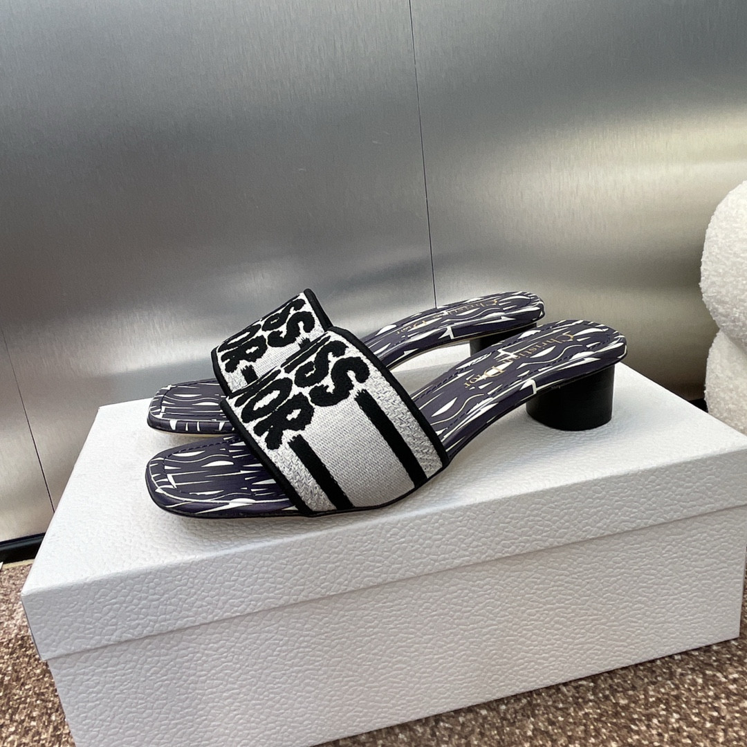 UA D*0r Dway Heeled Slide