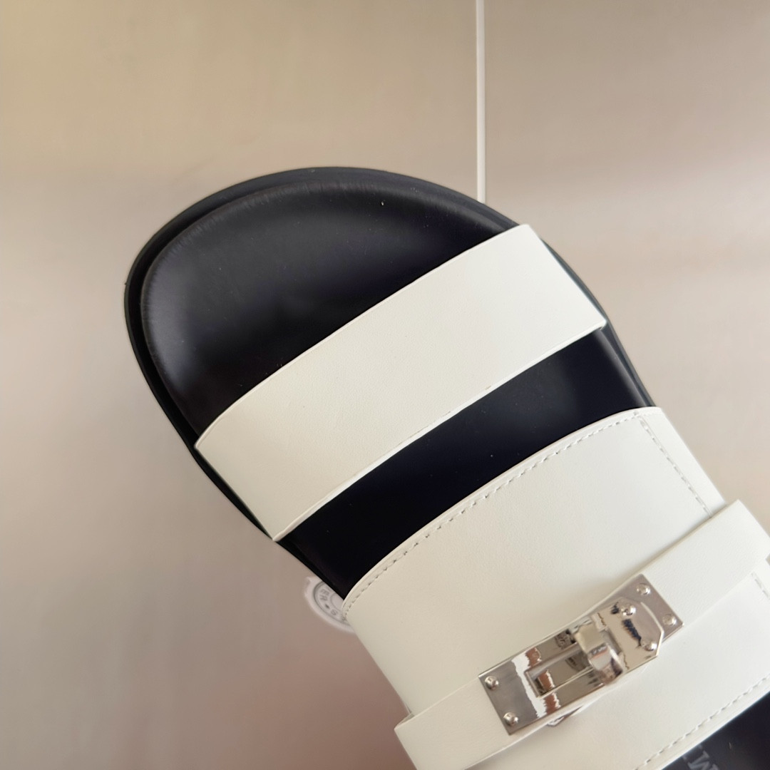 UA Hermès Jackson sandal