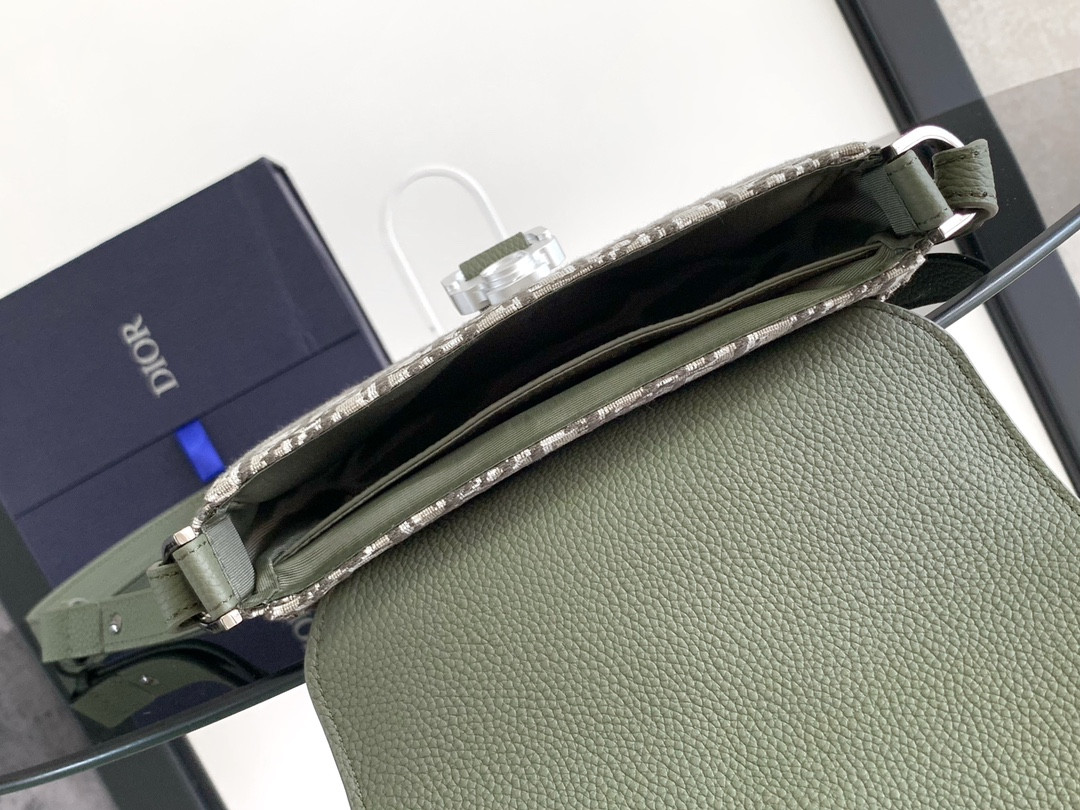 D*0r Saddle Messenger Bag 24 x 16.5 x 5.5 cm