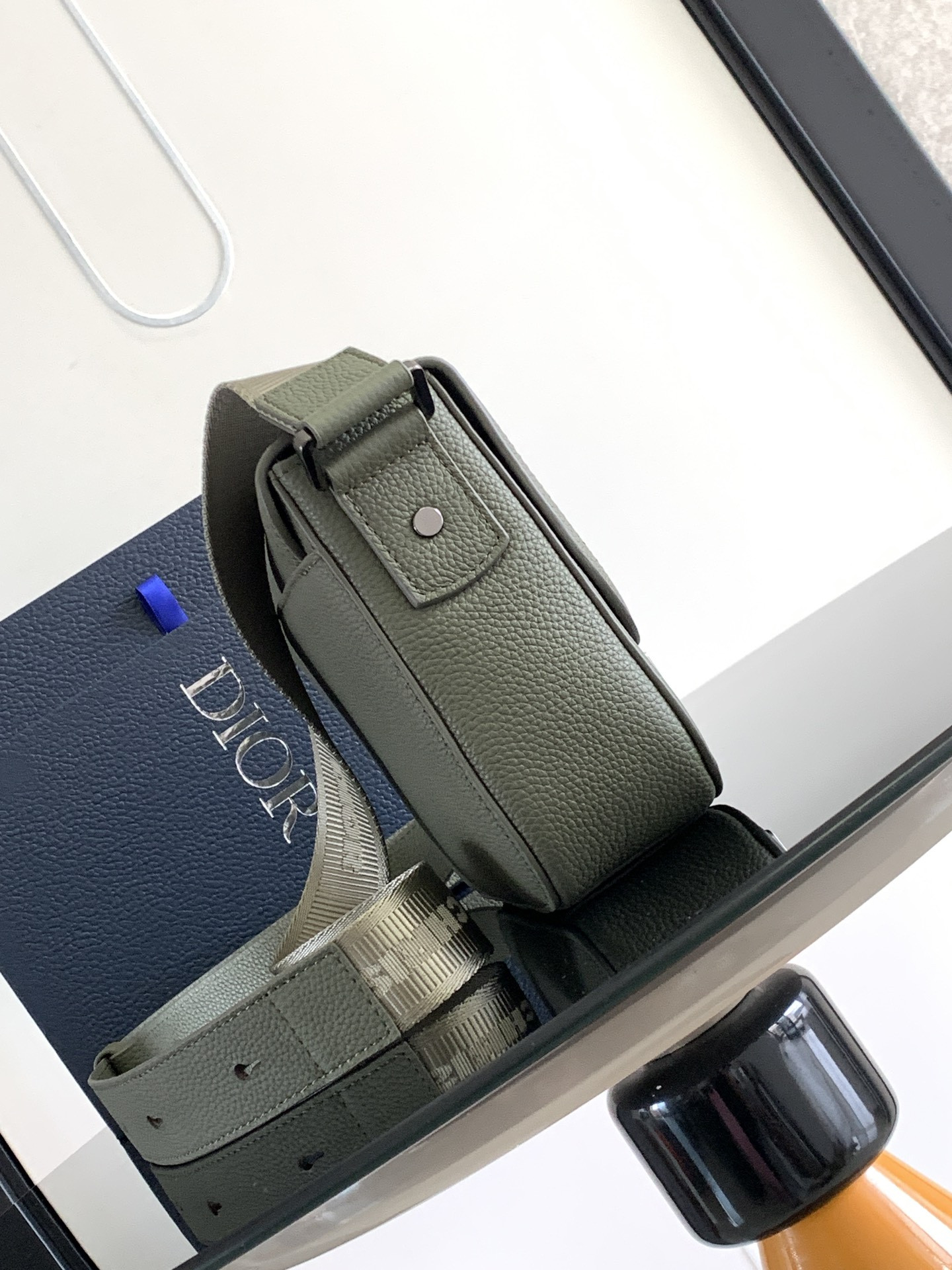 D*0r Saddle Messenger Bag 24 x 16.5 x 5.5 cm