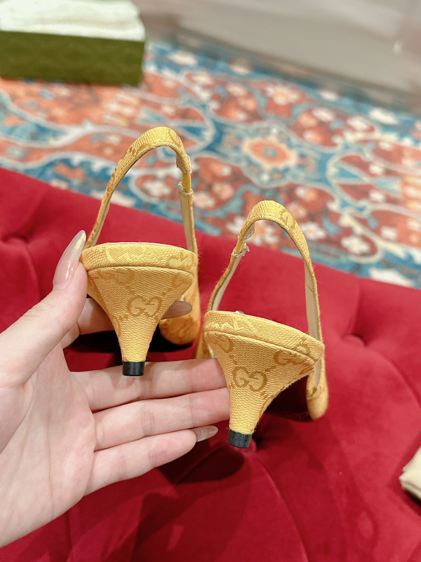 UA G*u*i HORSEBIT SLINGBACK PUMP LOW HEEL