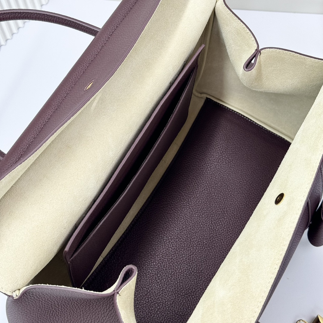 L**o p*ana Loom Bag L32 Grained Calfskin 33 x 23 x 18 cm