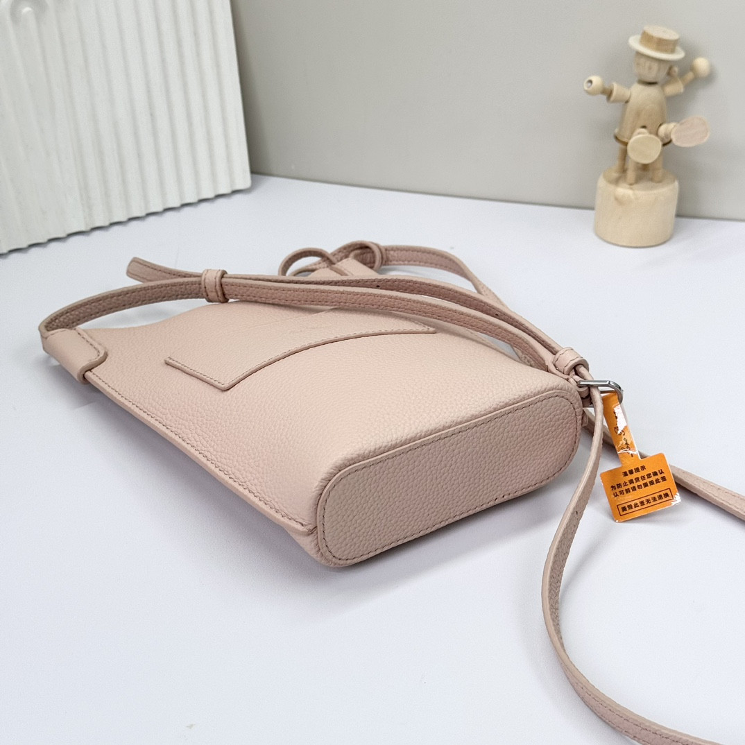 L**o p*ana Mini Bale Bag Calfskin 20x15x4cm