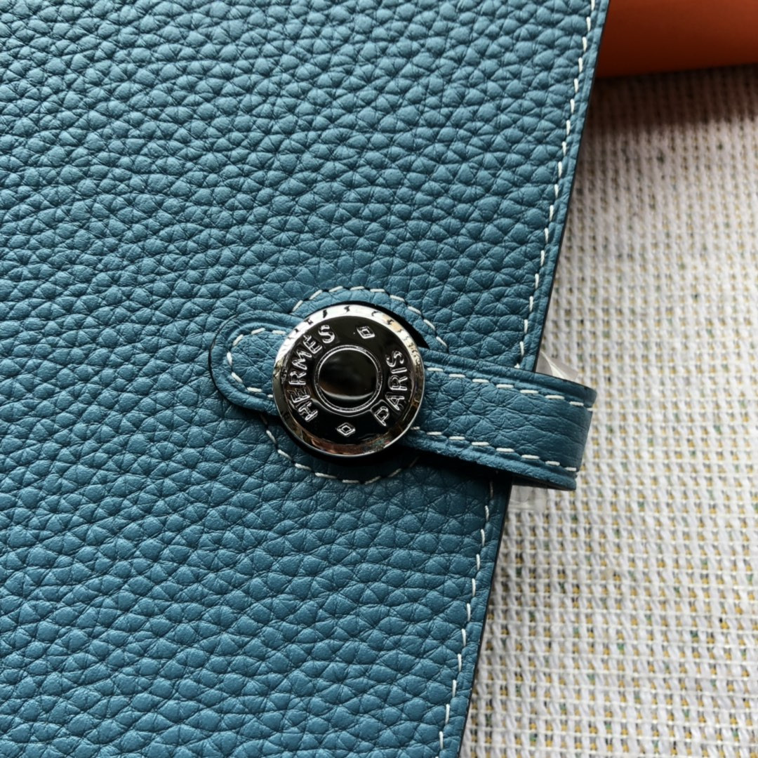 Hermès Dogon Duo Wallet