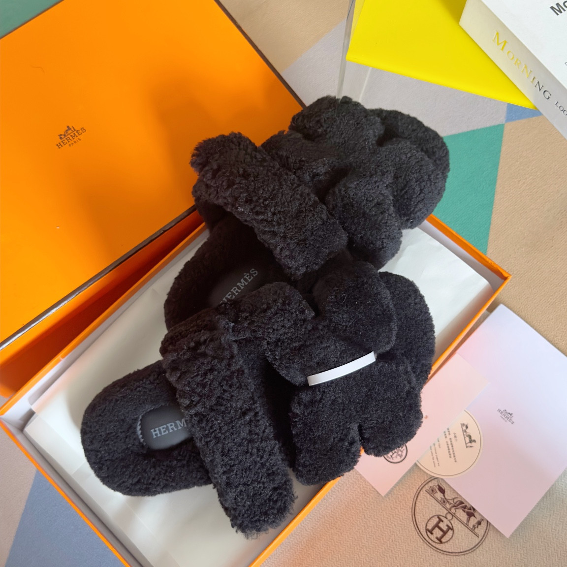 UA Hermès Chypre sandal