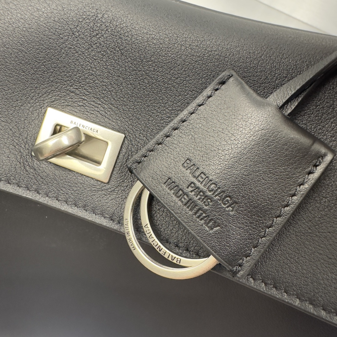 Ba*len*cia*ga Rodeo Large 39.8x29.9x12.9cm