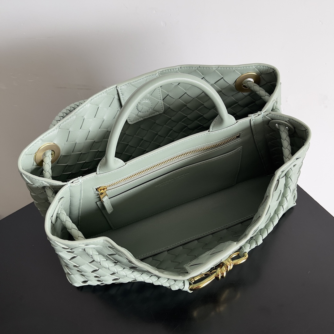 Bo*te*ga Ve*ne*ta East-West Andiamo 29x10x18CM