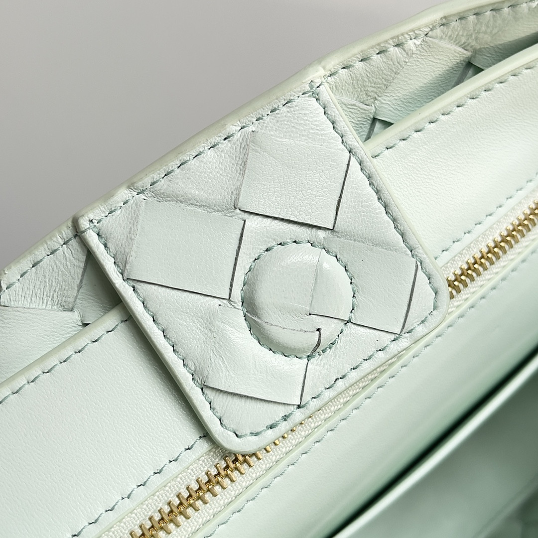 Bo*te*ga Ve*ne*ta Small Andiamo 25x22x10.5cm