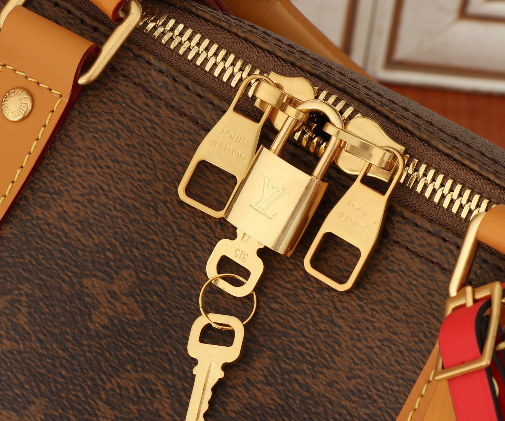 LV Keepall Bandoulière 50 24SS Marque L.V*t0n Déposée M11541 50x29x23CM