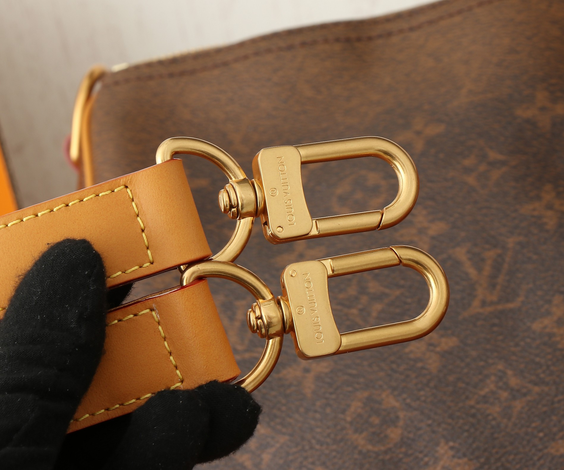 LV Keepall Bandoulière 50 24SS Marque L.V*t0n Déposée M11541 50x29x23CM