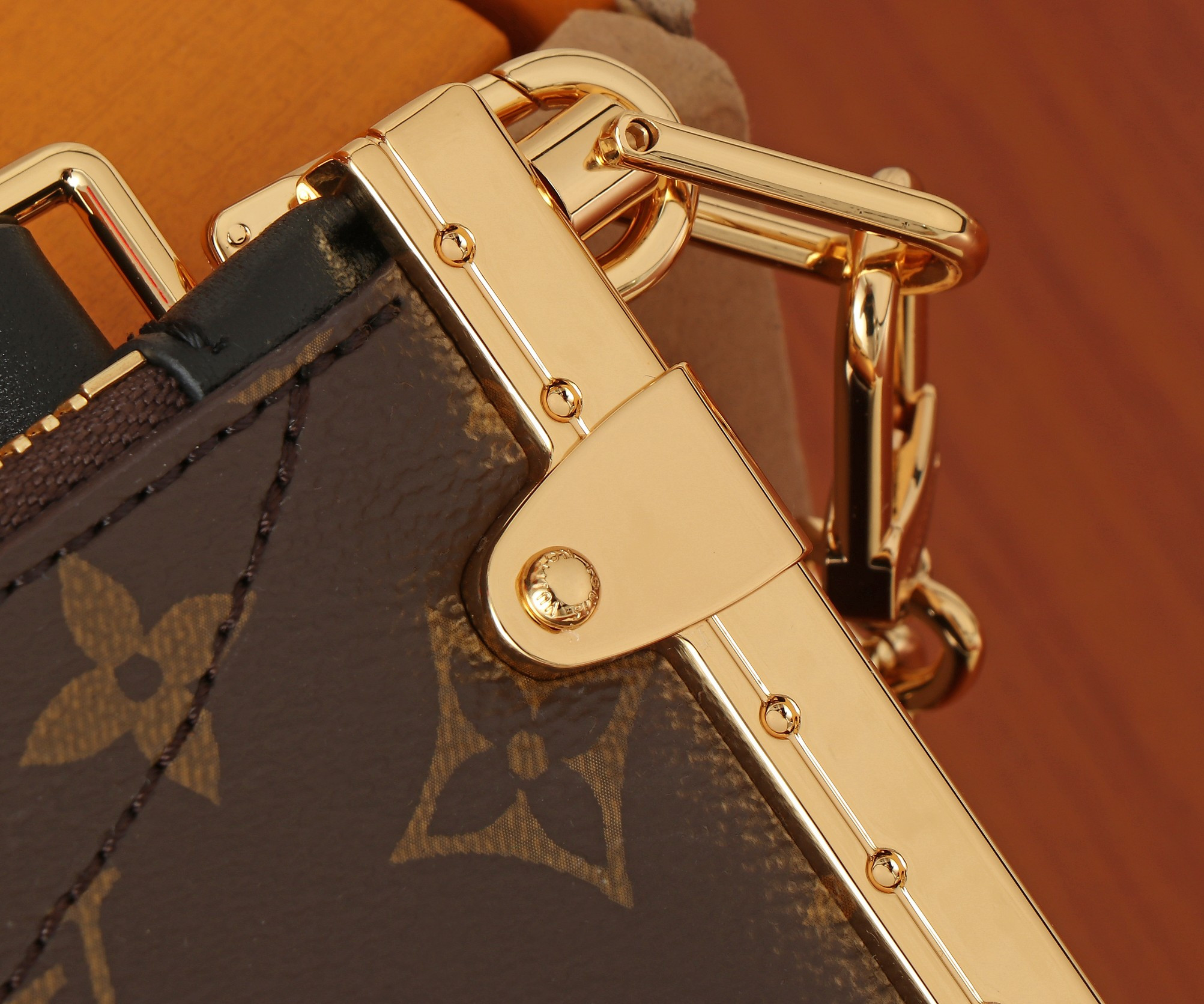 LV lucky Trunk M12075 38 x 23 x 1cm