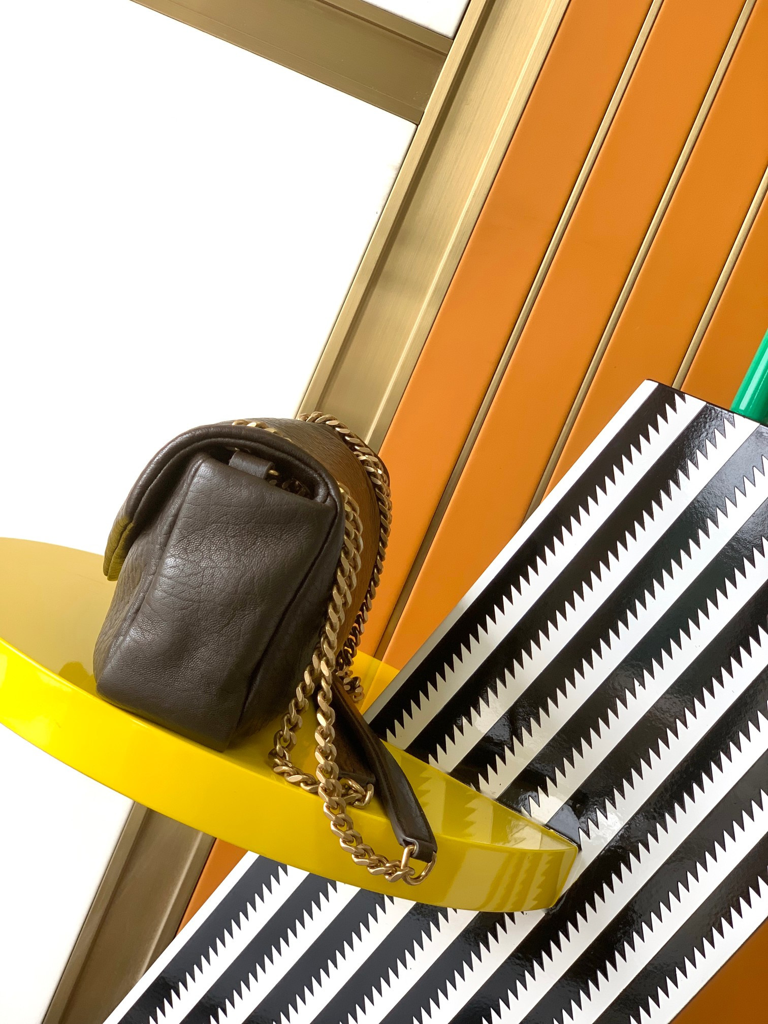 Y*L Calypso small in plunged lambskin 26x14x7cm