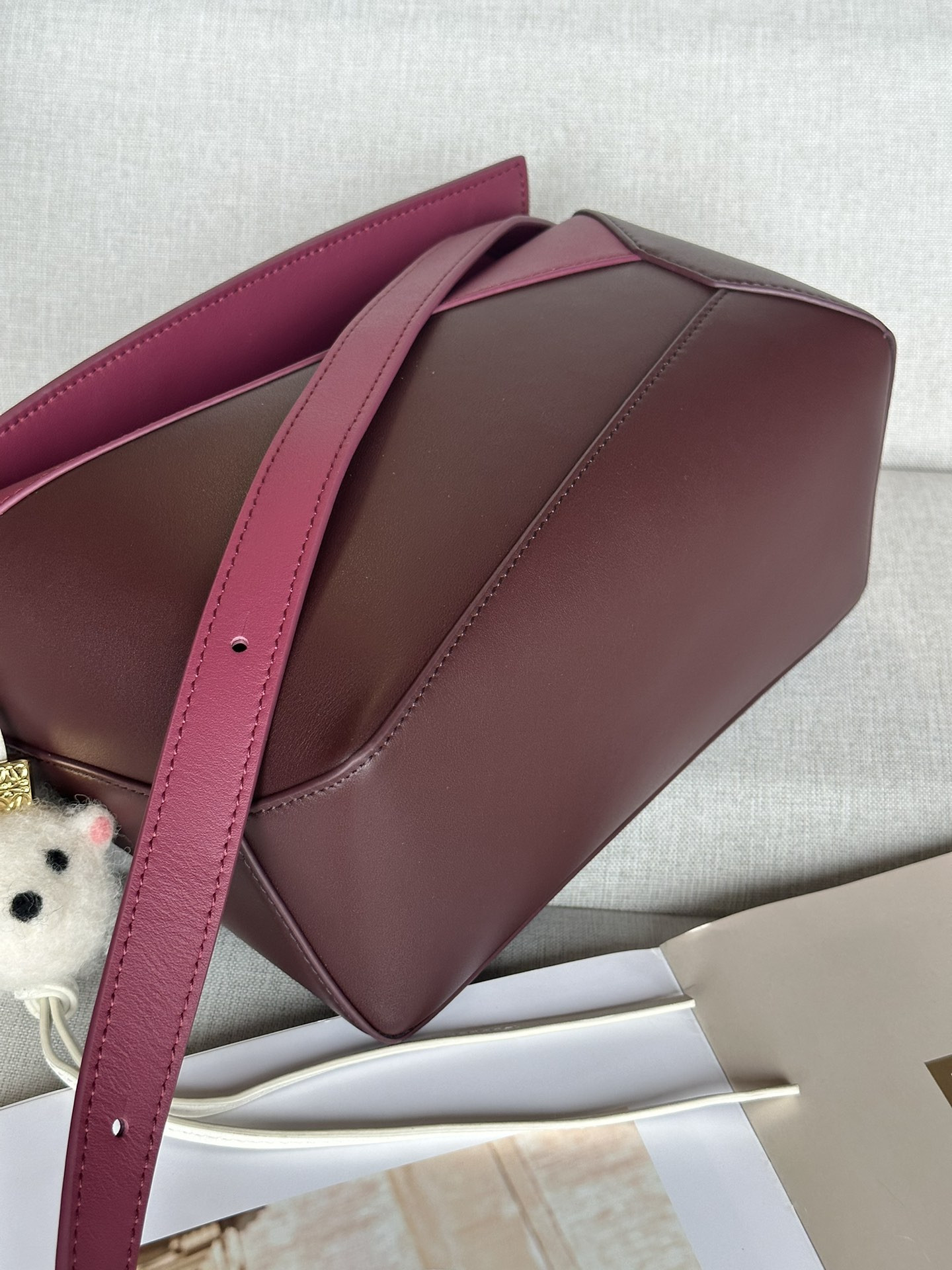 L0ew* Small Puzzle bag in classic calfskin 24x10.5x16.5cm