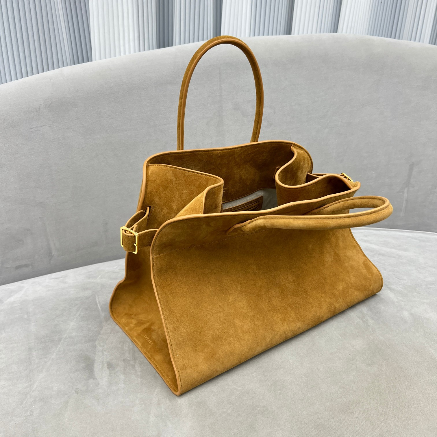 T*e R0w MARGAUX 15 38.5x16x30cm