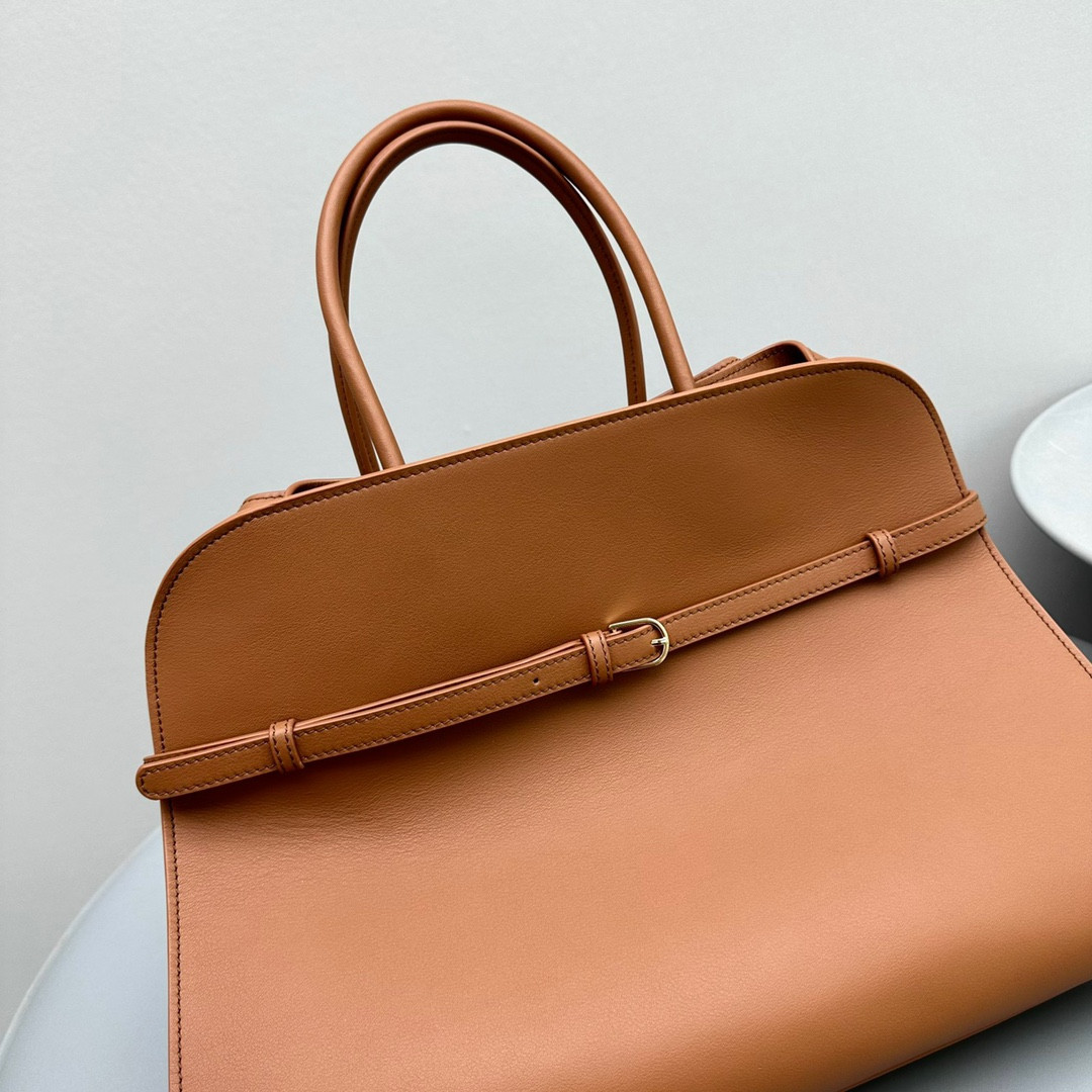 T*e R0w Margaux belt 15 38.5x16x30cm