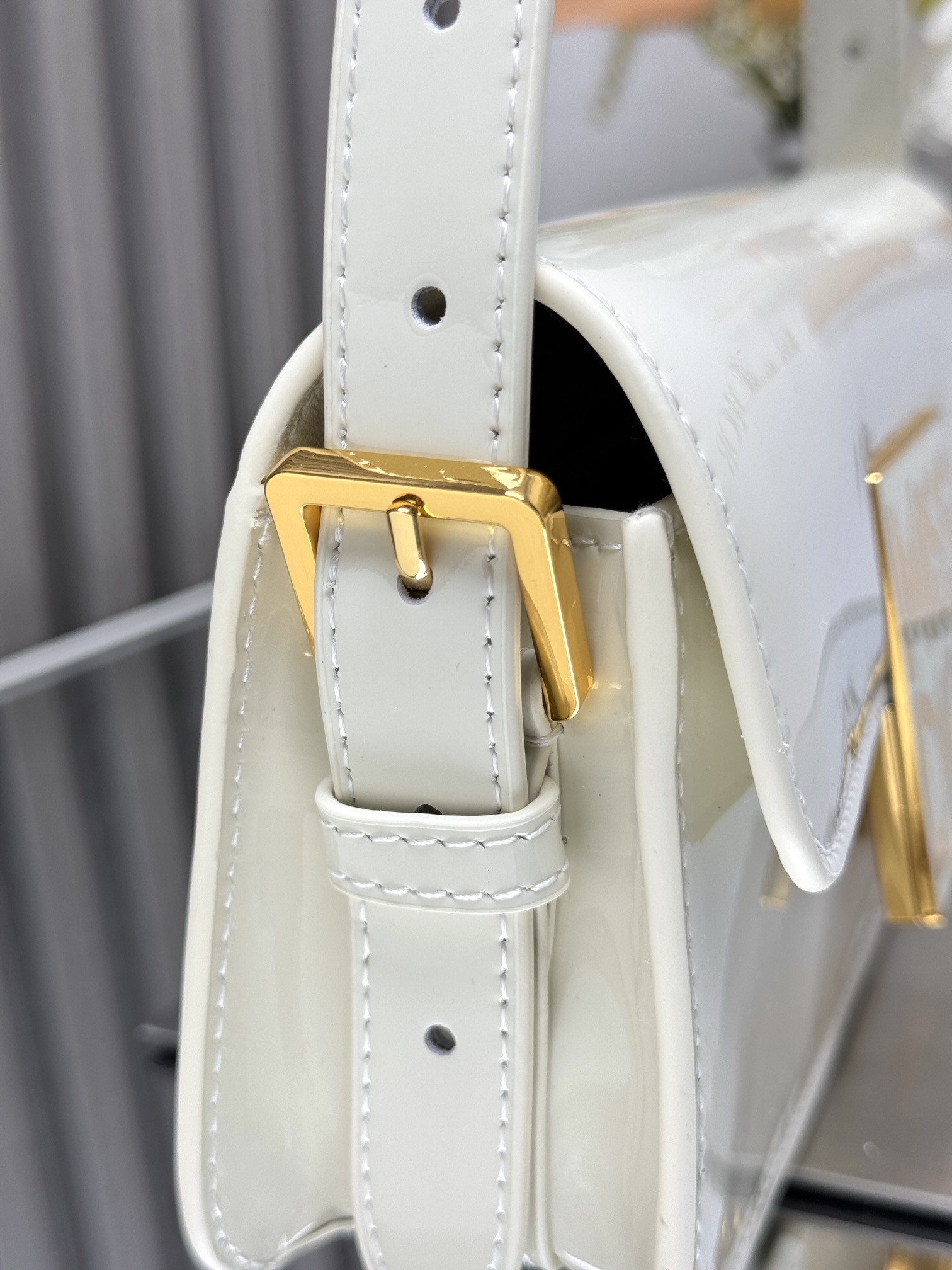 D*0r Miss D*0r flap bag 22 x 11 x 6 cm(Patent Calfskin)