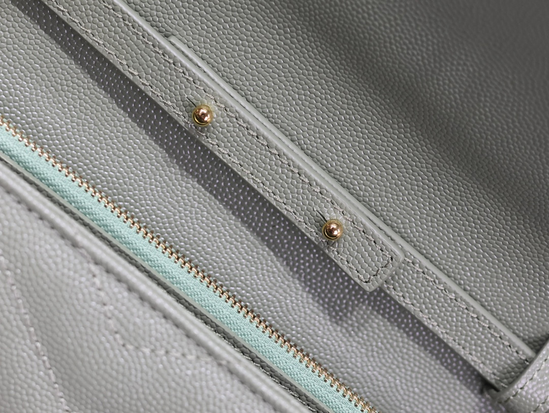 Y*L Cassandra Monogram Classic Chain Wallet in Grained Poudre Leather 22.5 x 14 x 4cm