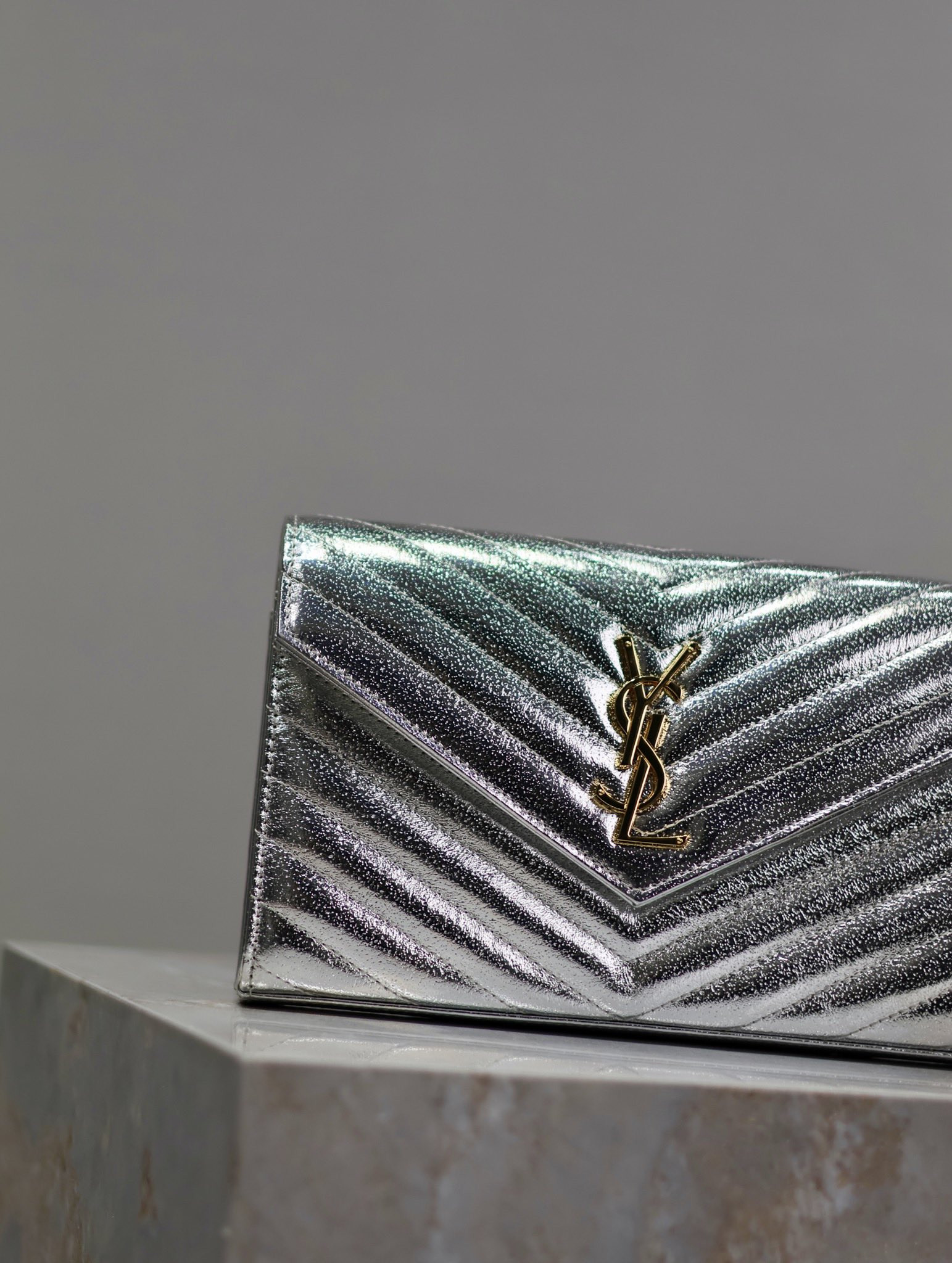 Y*L Cassandra Monogram Classic Chain Wallet  22.5 x 14 x 4cm