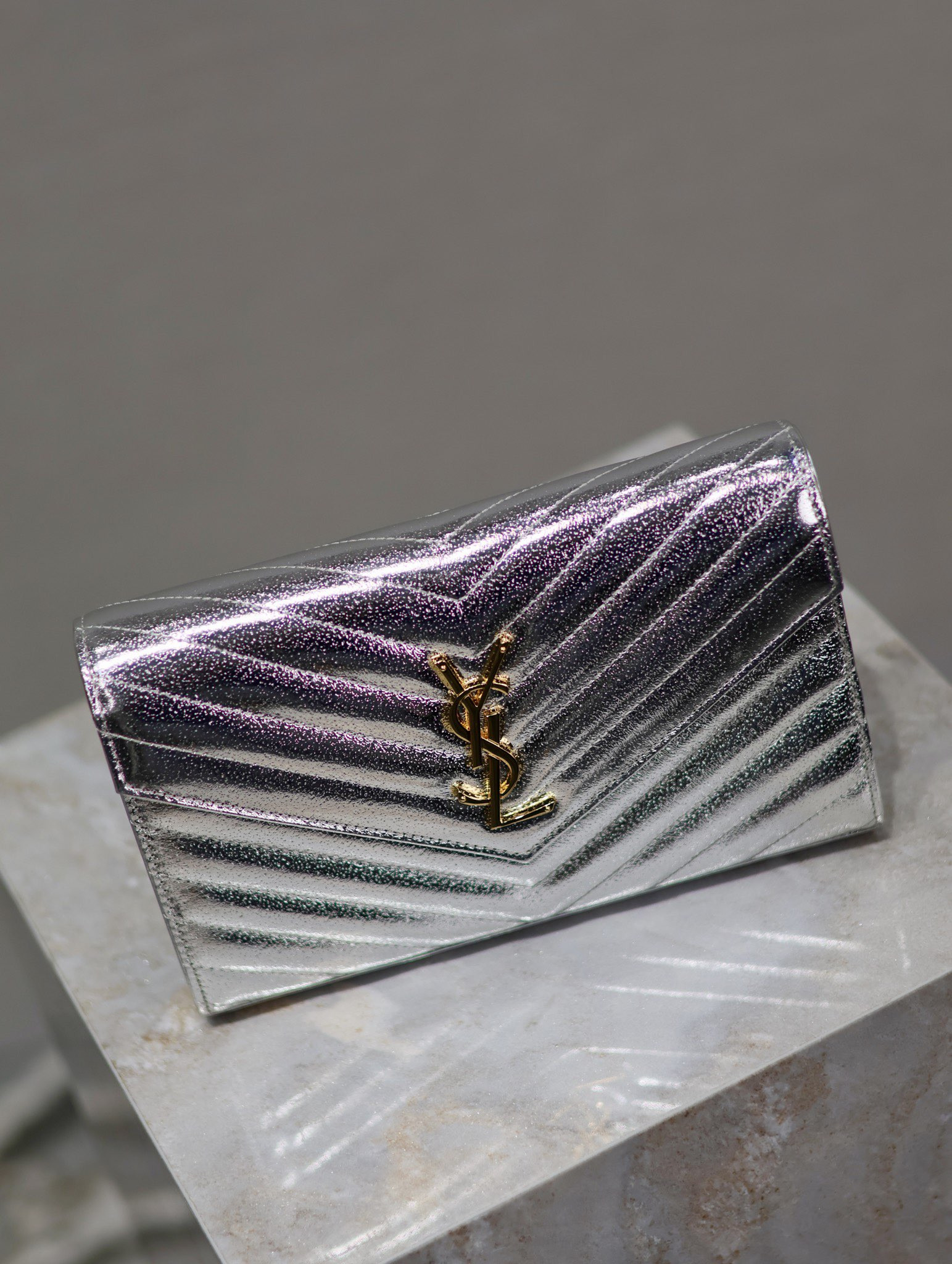 Y*L Cassandra Monogram Classic Chain Wallet  22.5 x 14 x 4cm