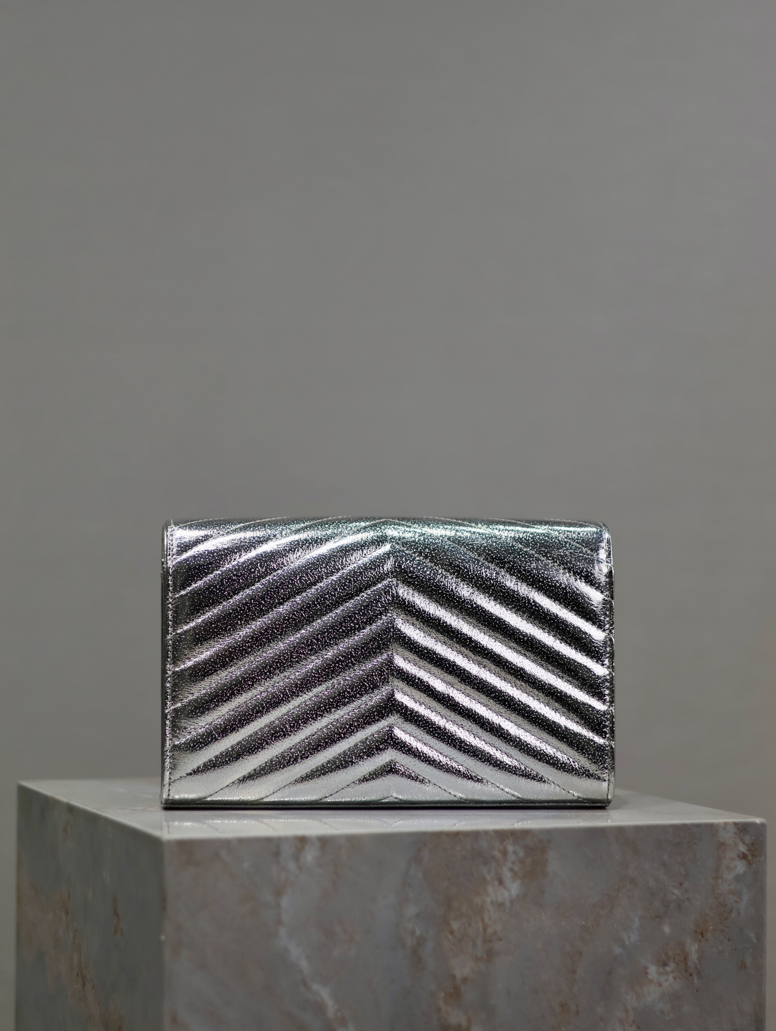 Y*L Cassandra Monogram Classic Chain Wallet  22.5 x 14 x 4cm