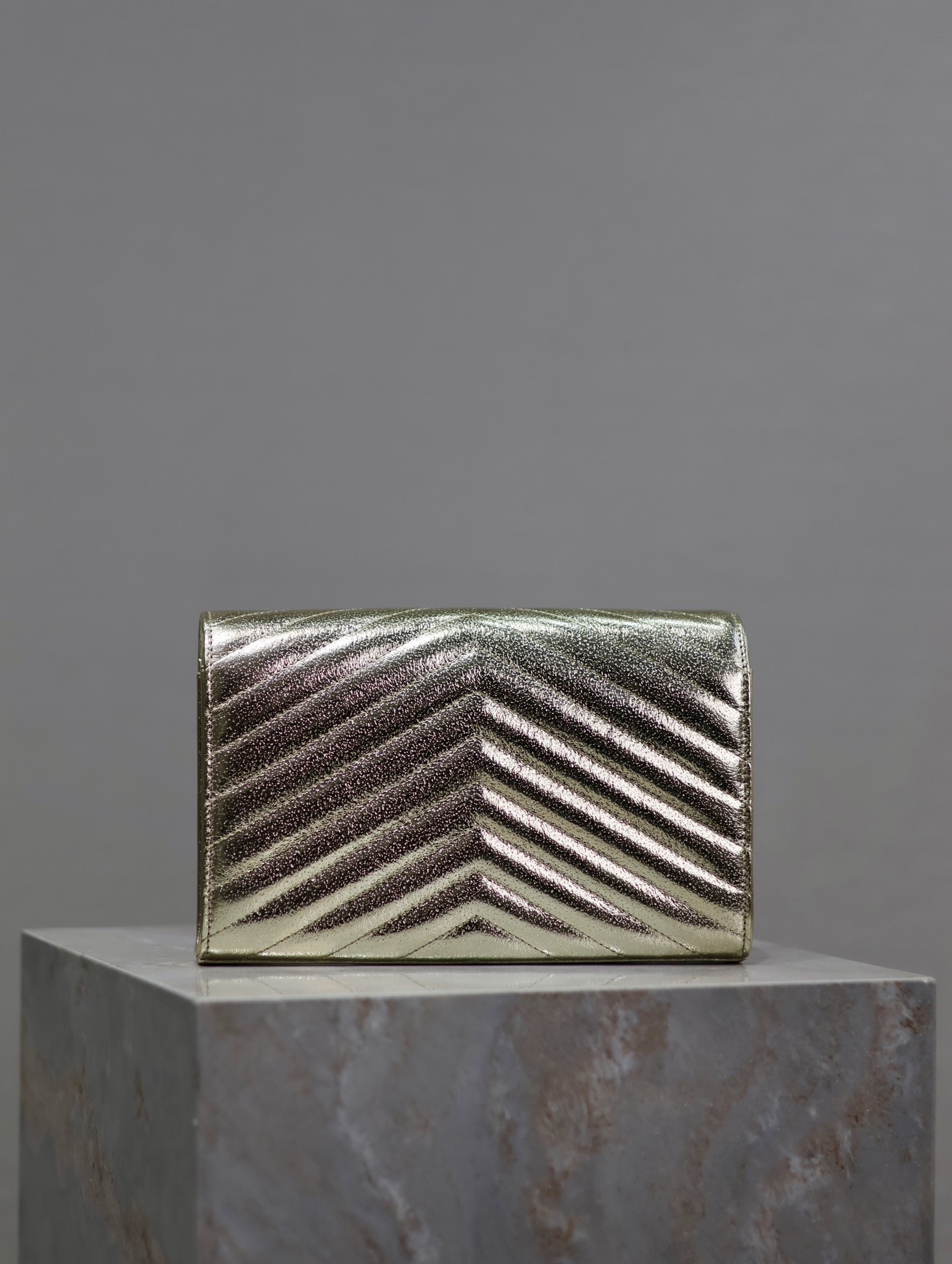 Y*L Cassandra Monogram Classic Chain Wallet 22.5 x 14 x 4cm