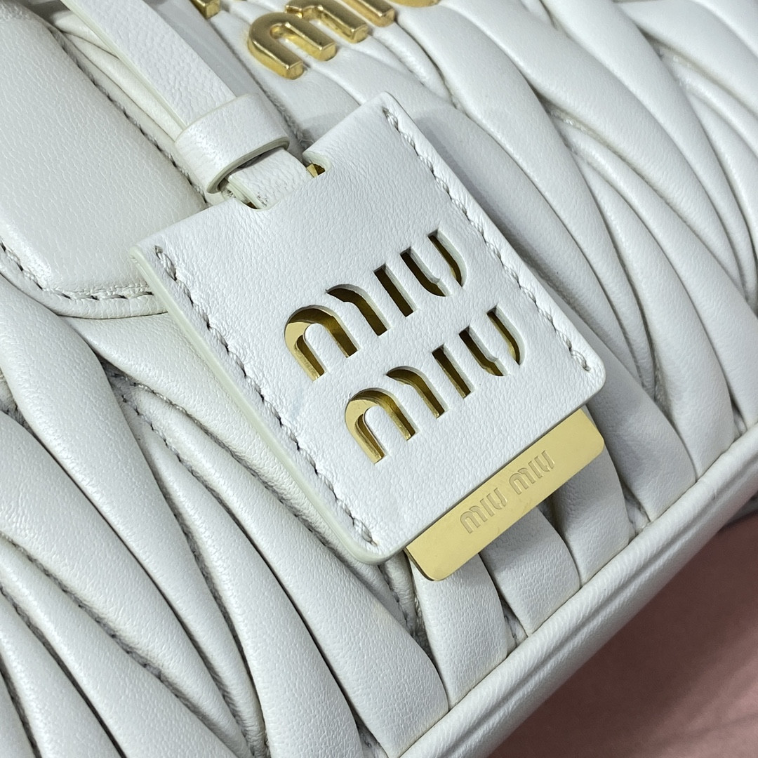 Miu Miu Arcadie matelassé nappa leather bag 12x27x9cm