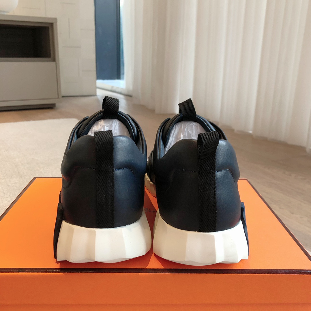 UA Hermès Bouncing Sneaker