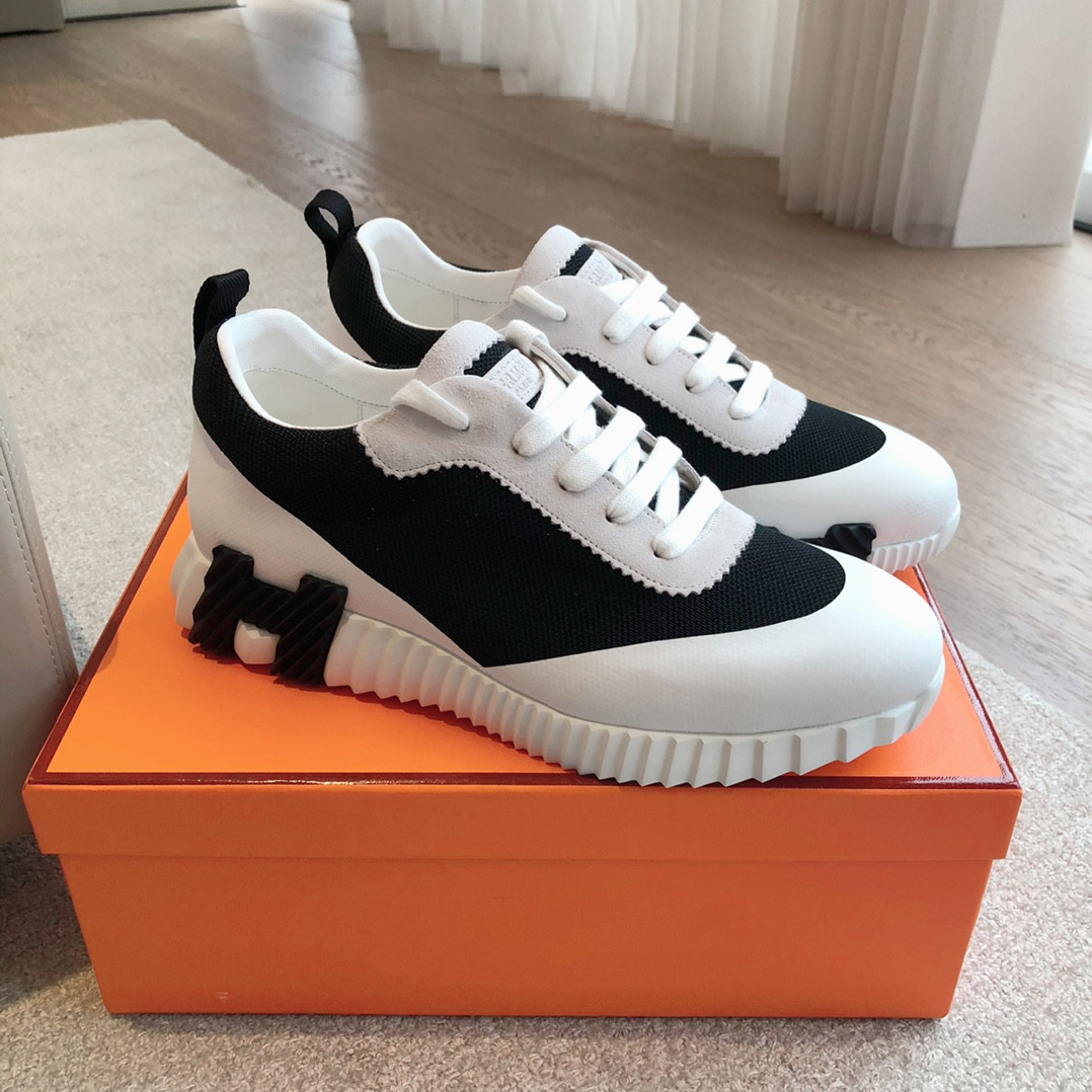 UA Hermès Bouncing Sneaker