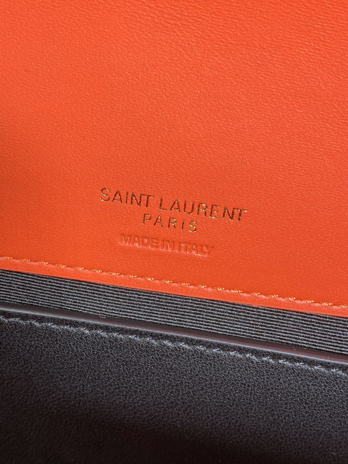 Y*L LOULOU medium in MATELASSÉ lambskin 29x17x8cm