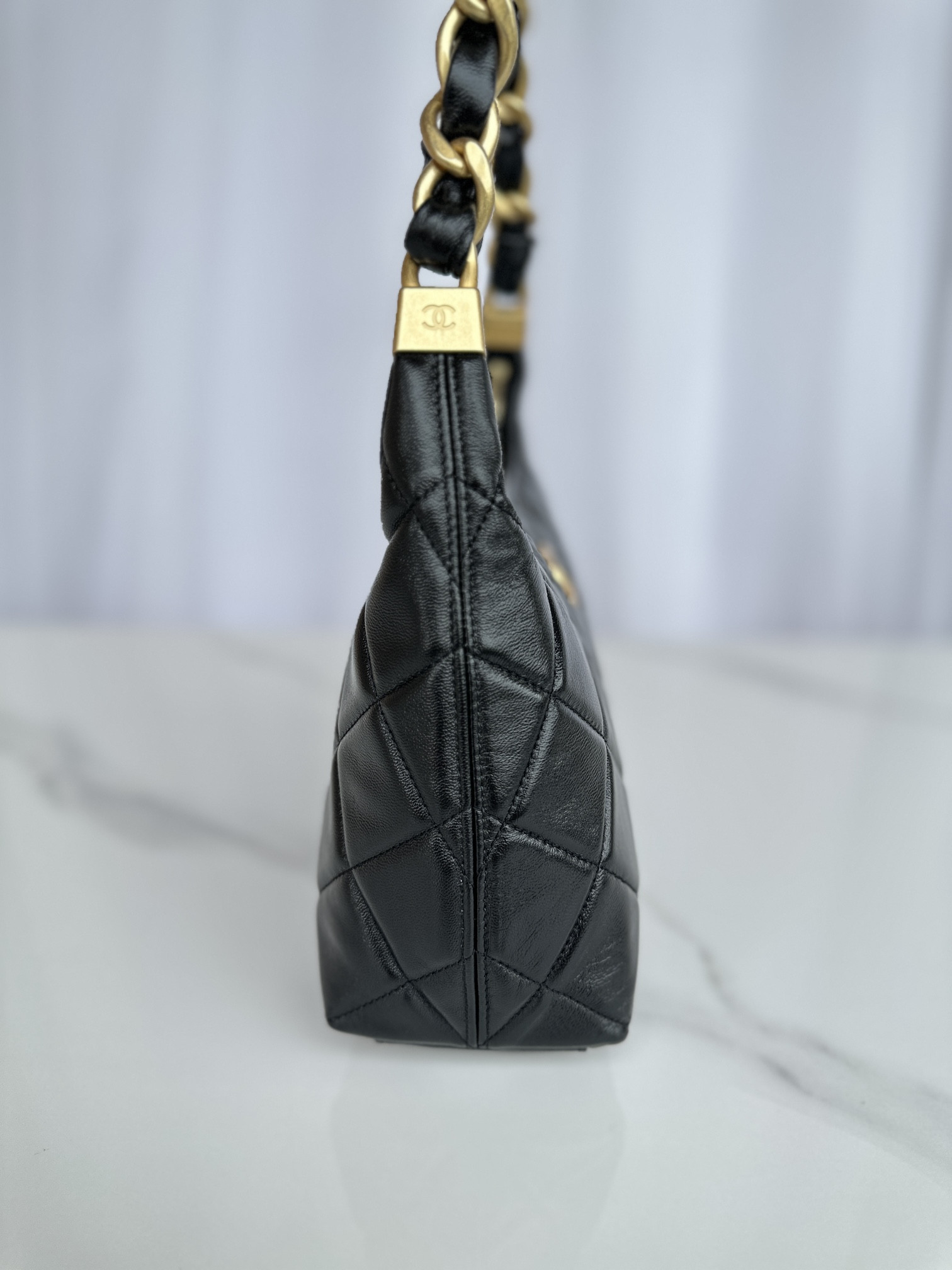 Ch*el Hobo Handbag 30×35×9cm