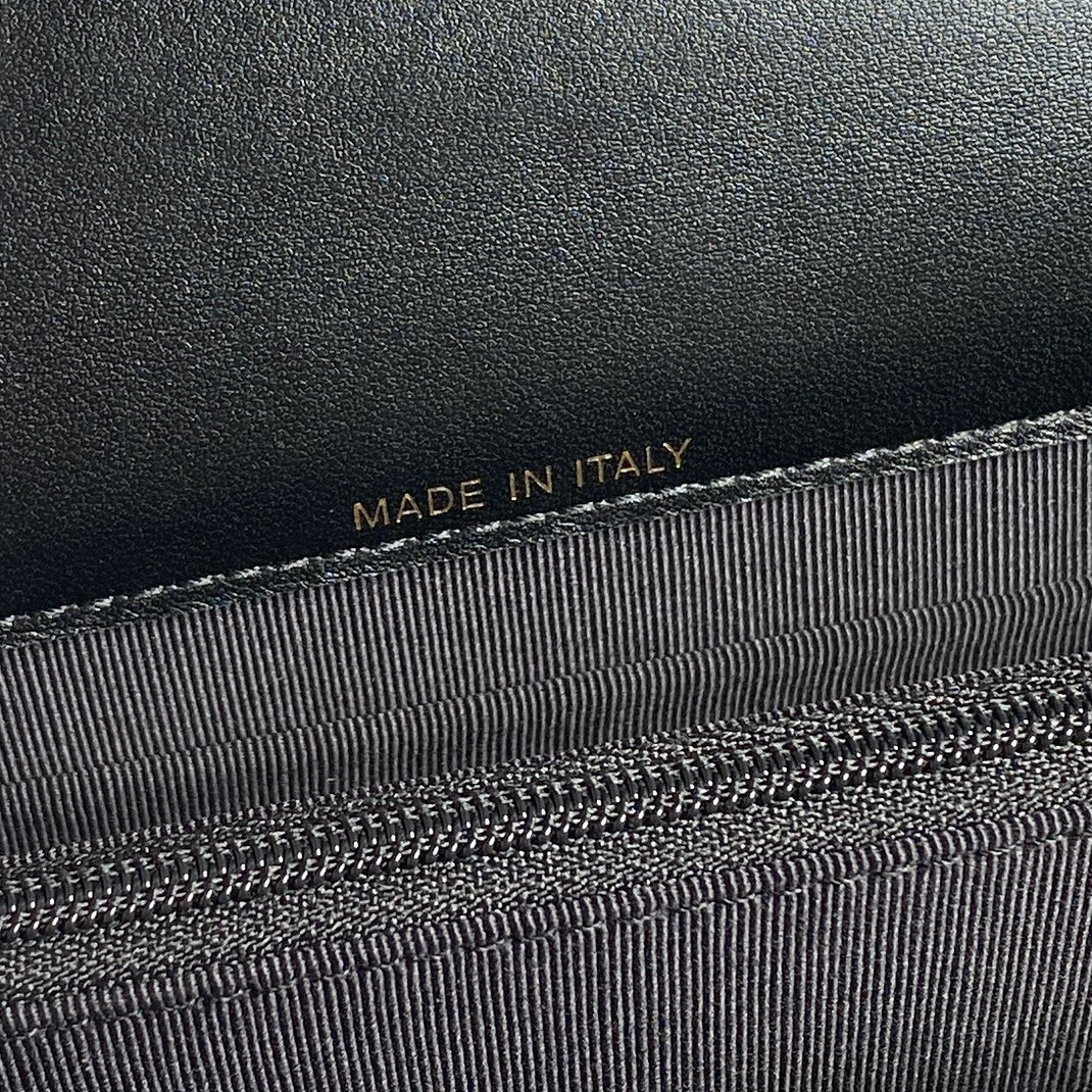 Ch*el 24B trendy cc 18.5cm