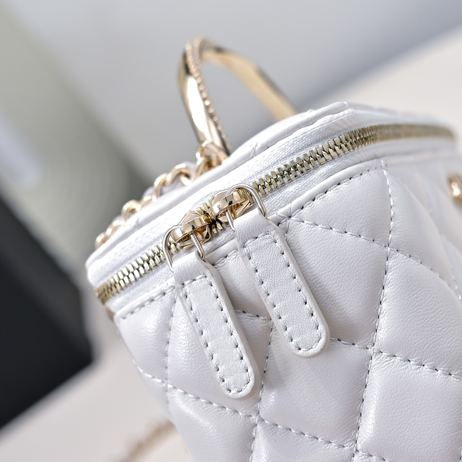 Ch*el Clutch With Chain 17cm