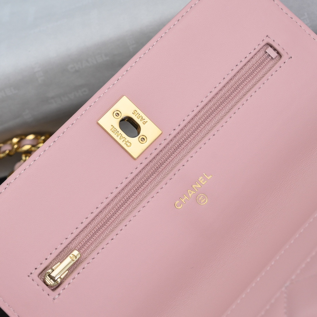 Ch*el Clutch With Chain 19cm