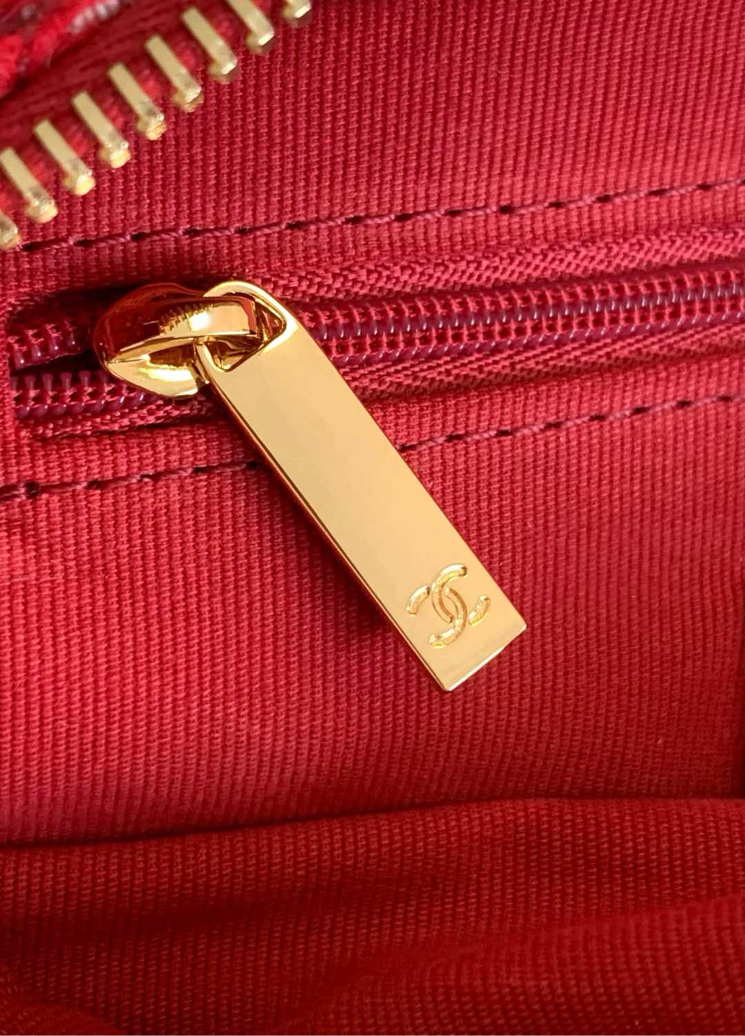 Ch*el Large Hobo Bag 18x30x8cm