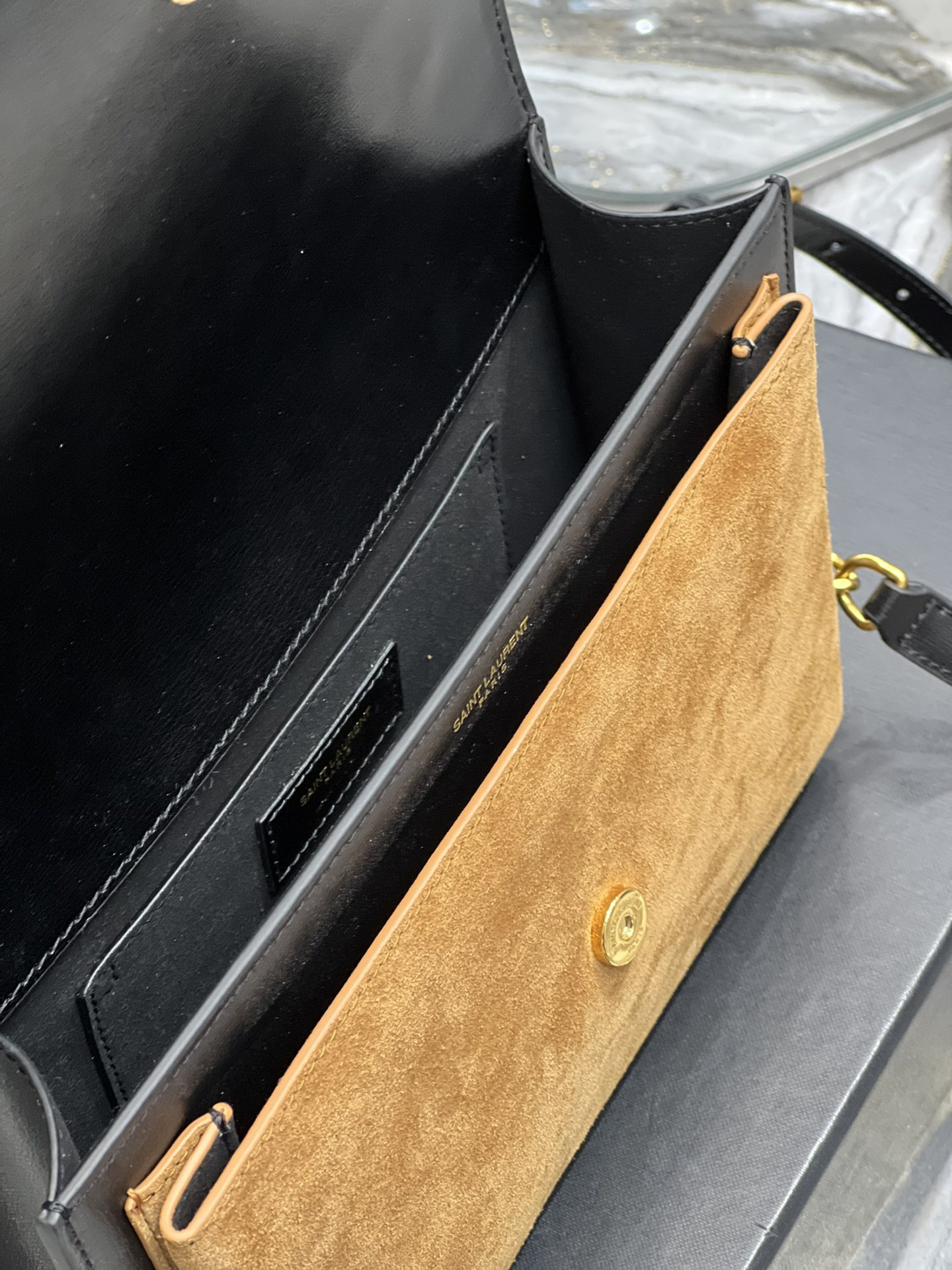 Y*L Sunset medium in smooth leather 25x18x5cm