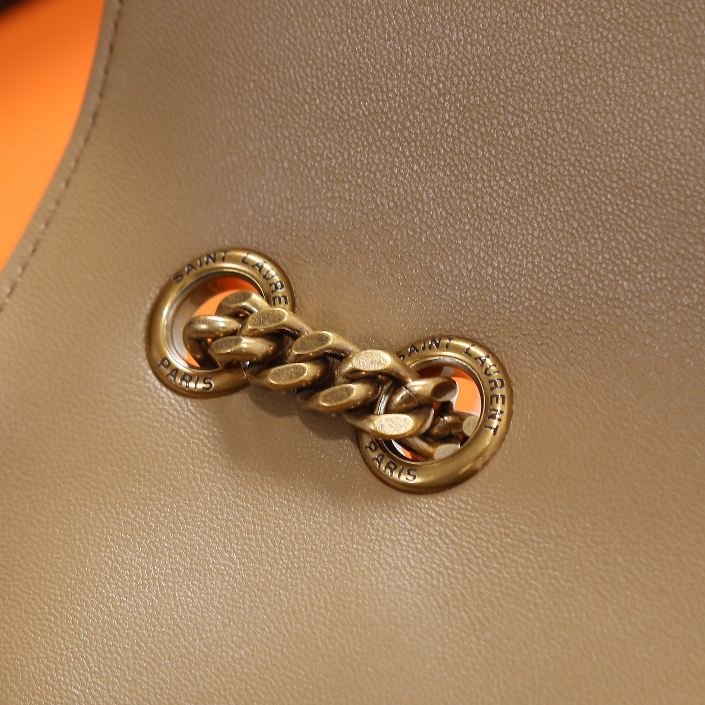 Y*L LOULOU medium in MATELASSÉ lambskin 29x17x8cm