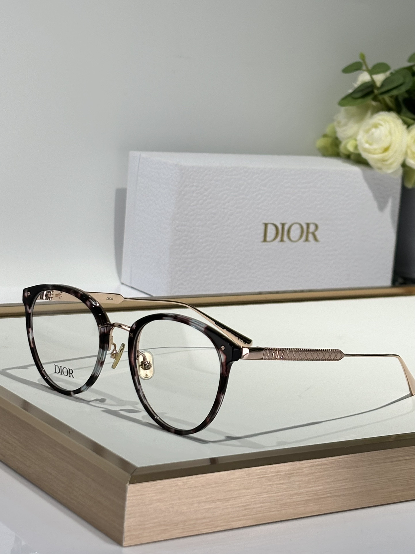 D*0r Glasses Mini CD A6L 51-20-145