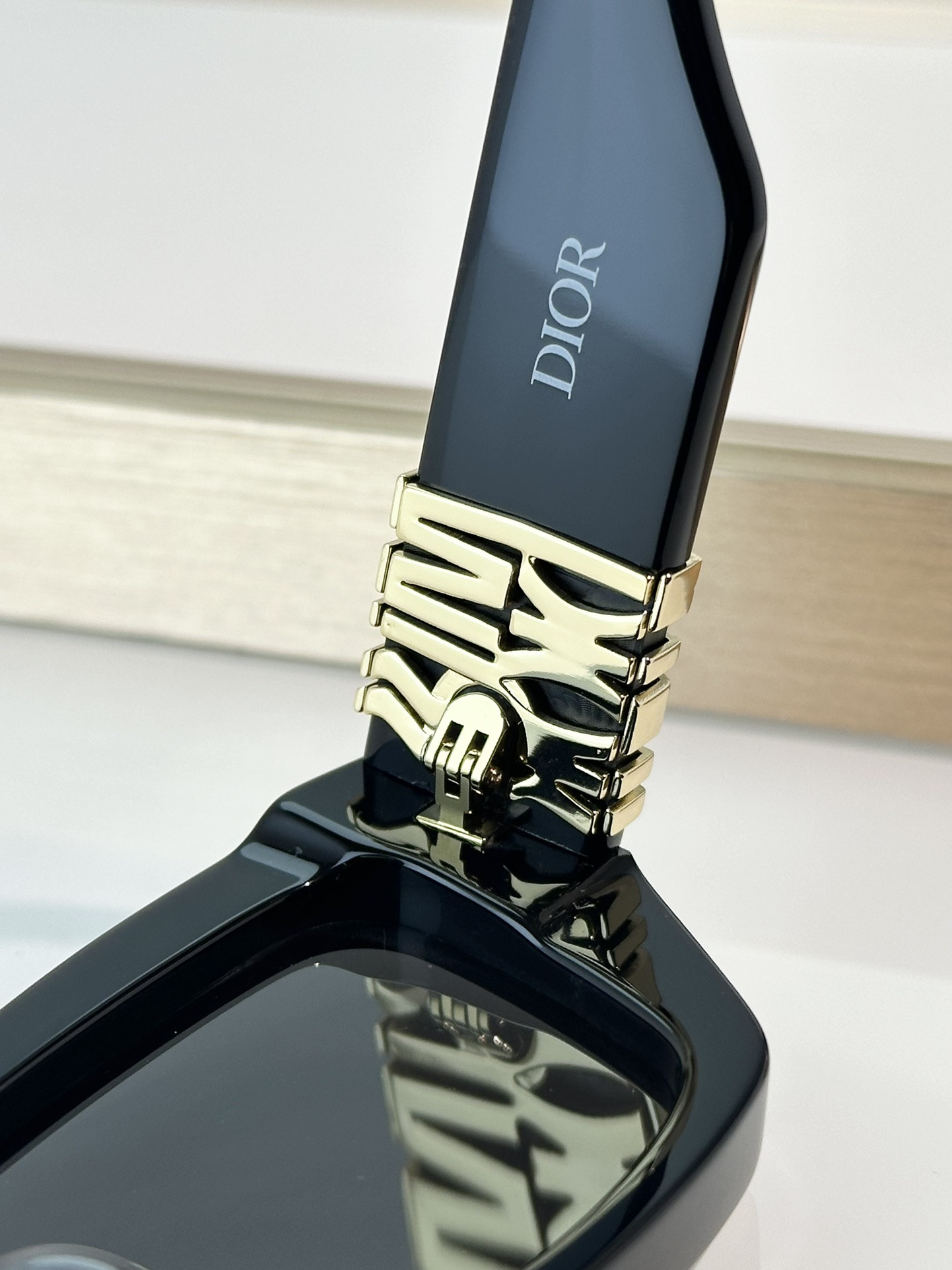 D*0r Glasses S1F 56-17-140