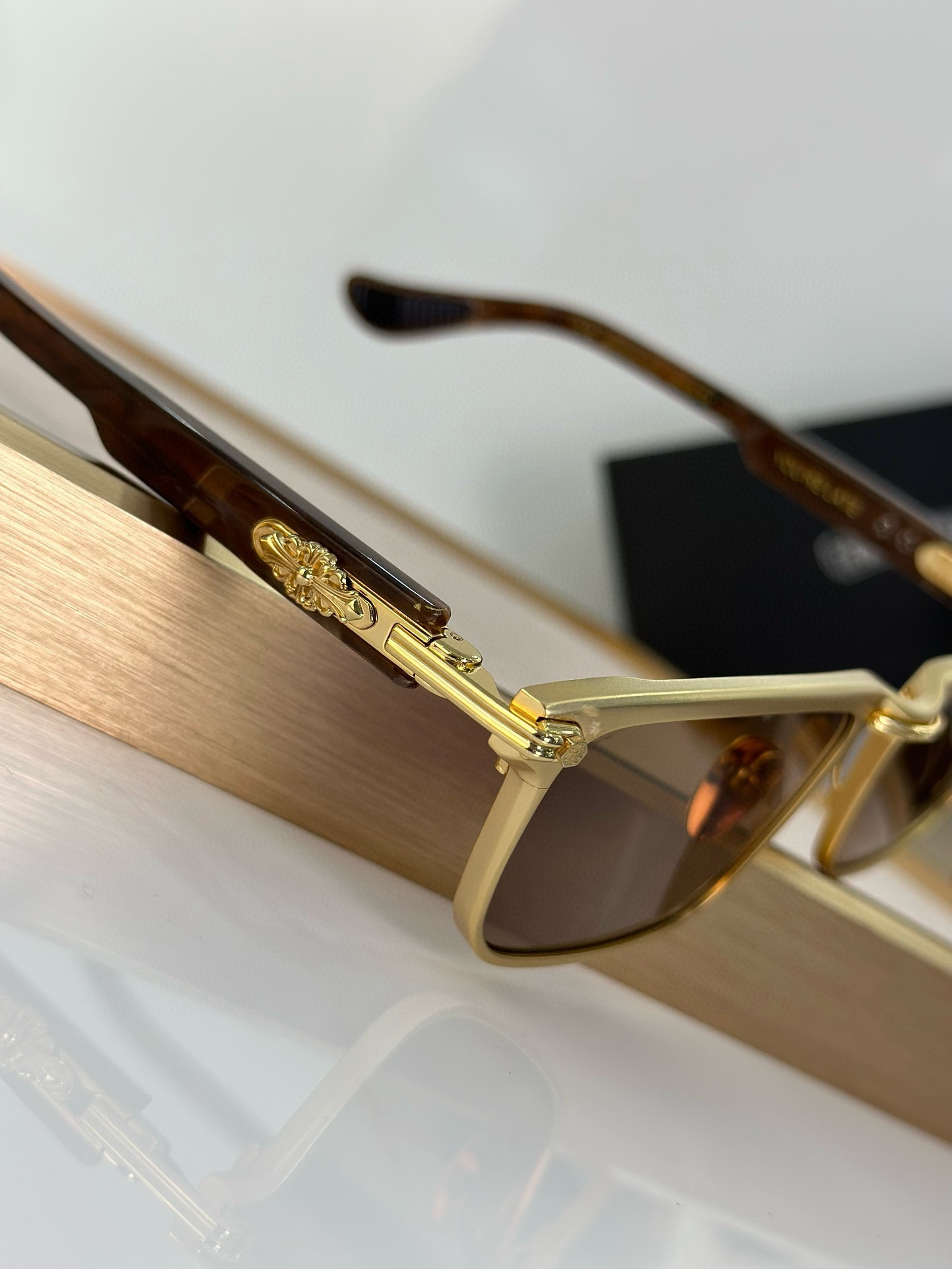 Ch**me He**ts Glasses ss24 56-18-146