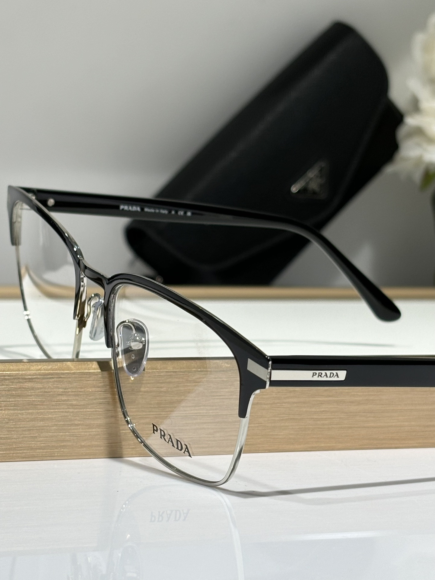 Pra*a Glasses VPR58Z 57-19-145