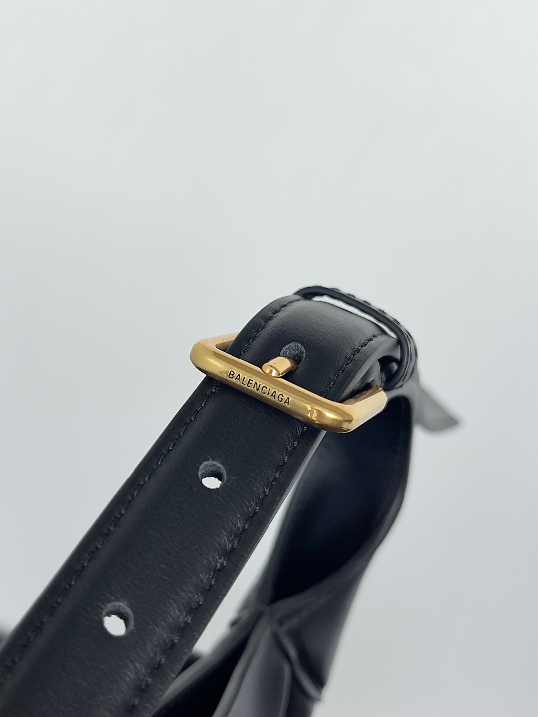 Ba*len*cia*ga Bel Air Hobo 26.9×25.9×9.9cm 811018m