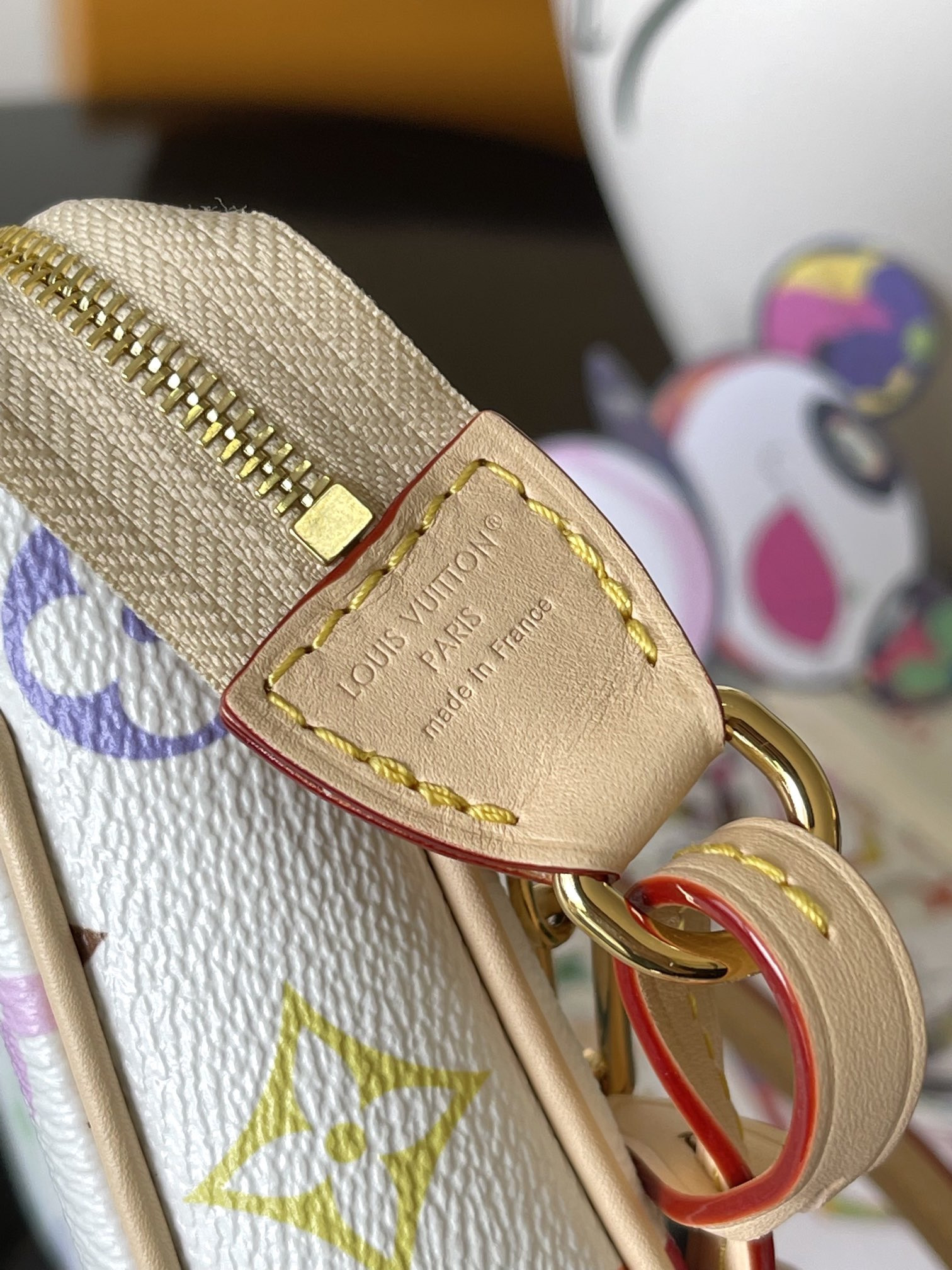 LV Pochette Accessoires M13404 22x13x4cm