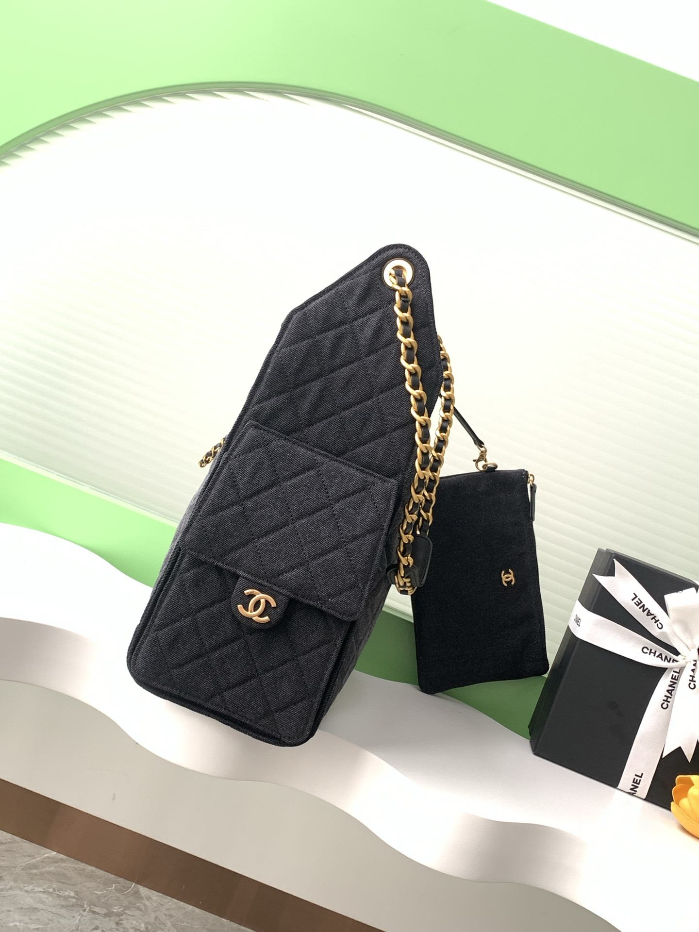 Ch*el 25C Bucket Hobo Bag AS5231 40x30x15cm