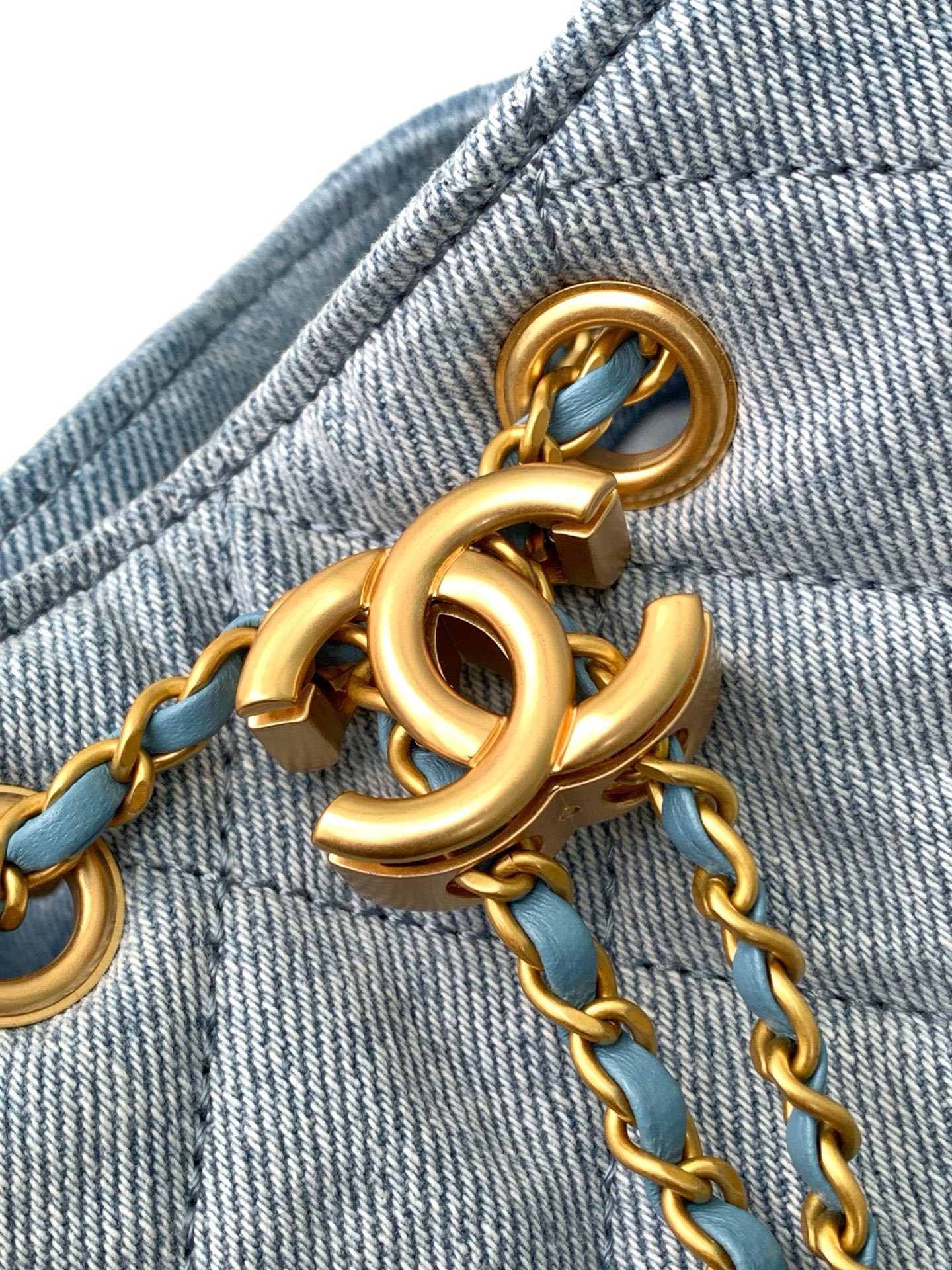 Ch*el 25C Bucket Hobo Bag AS5231 40x30x15cm