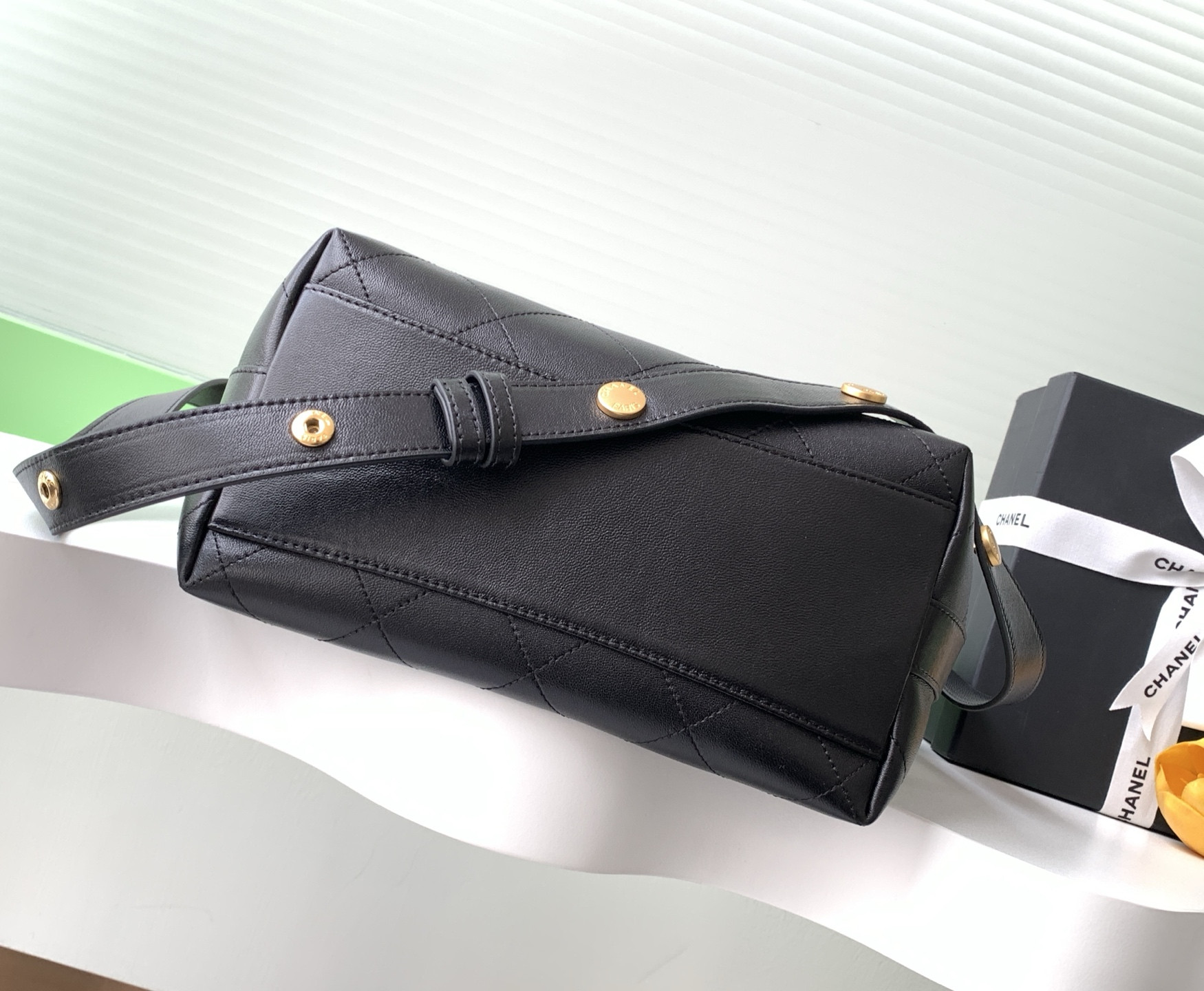 Ch*el Large Bucket Bag 28x31x15cm AS5406