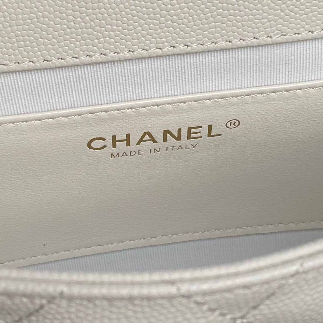 Ch*el Flap Handbag AS5239 18×13×5.5cm