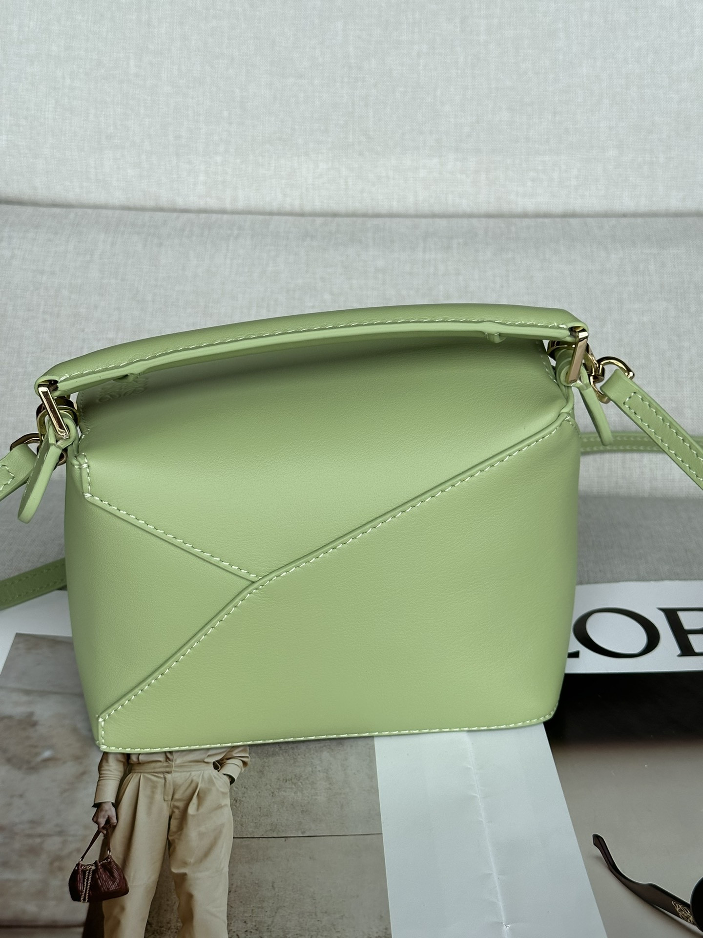 L0ew* Mini Classic Puzzle Bag in Calfskin 18x12.5x8cm